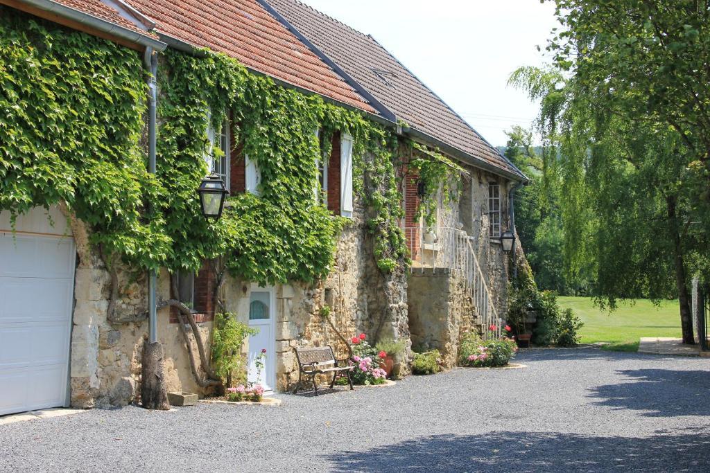 Châtillon-sur-Marne Domaine Du Moulin De L'Etang Bed & Breakfast エクステリア 写真